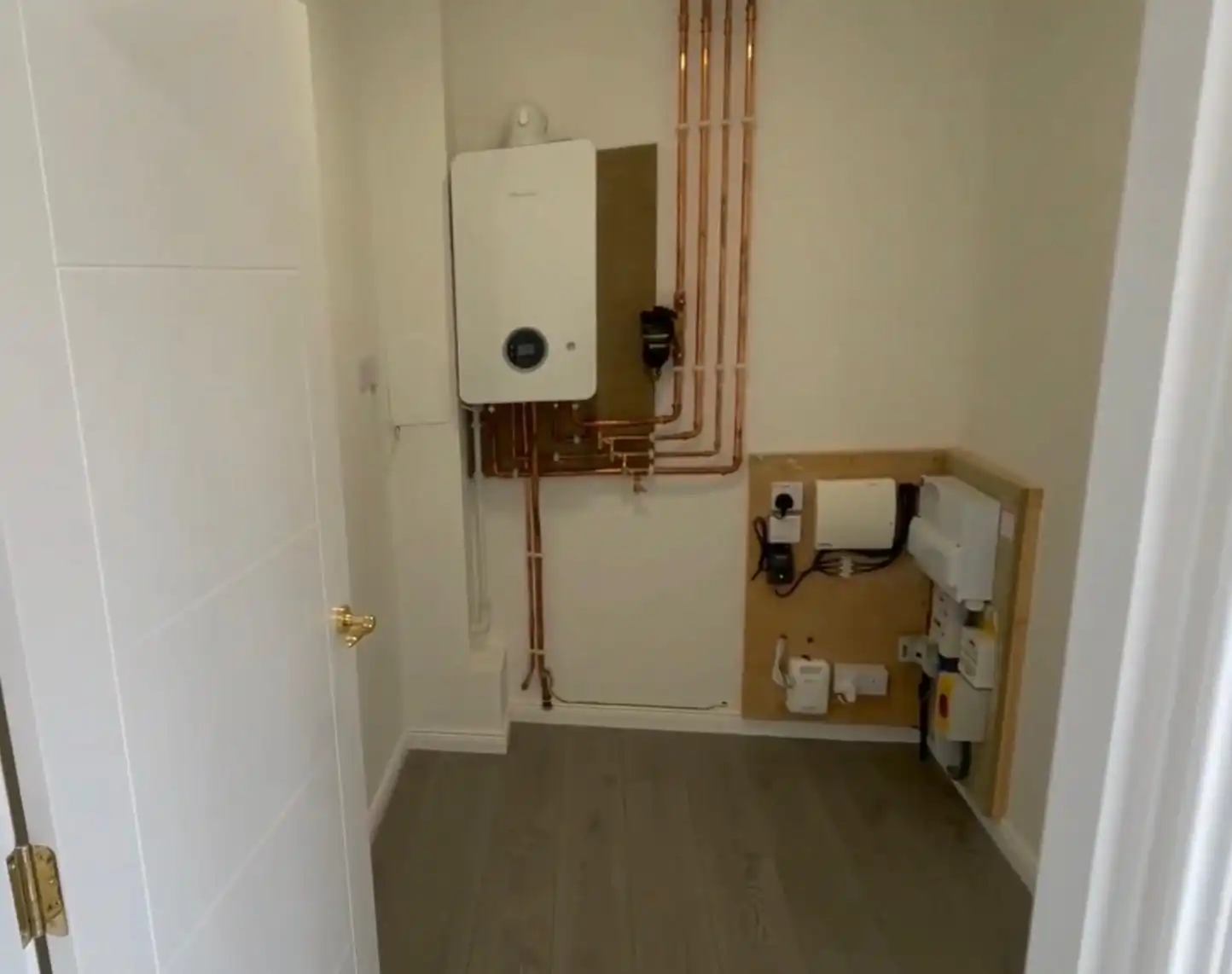 images/farquhar-court-boiler.webp